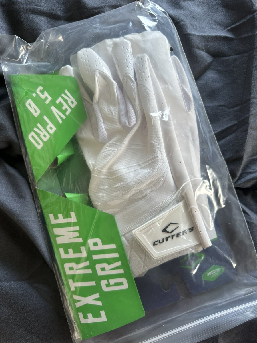 Darrick Collins Jr tweet media