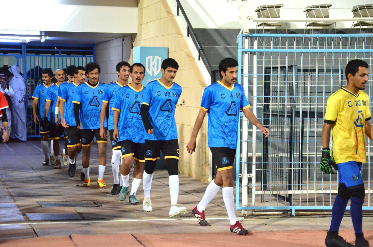 Alrueb_2004's tweet photo. #كأس_رابطة_الهواه_بنجران_2024 .

نهاية المباراه النهائيه لكأس رابطة الهواه بنجران ٢٠٢٤ بخسارة فريق الرعب بنتيجة ١-٠ .

هاردلك لجميع محبين الرعب 💙🖤. https://t.co/VOUsPNDATN