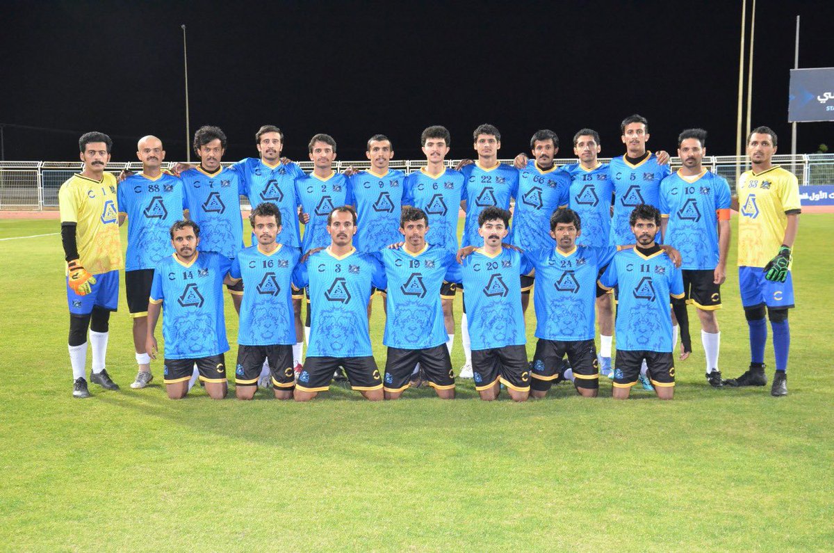 Alrueb_2004's tweet photo. #كأس_رابطة_الهواه_بنجران_2024 .

نهاية المباراه النهائيه لكأس رابطة الهواه بنجران ٢٠٢٤ بخسارة فريق الرعب بنتيجة ١-٠ .

هاردلك لجميع محبين الرعب 💙🖤. https://t.co/VOUsPNDATN