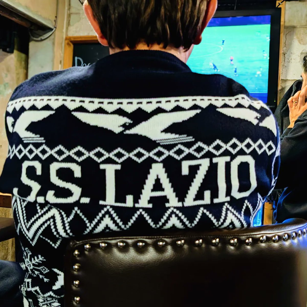 LazioToronto's tweet photo. Noi siamo qua sempre con tè unica fede unica passione! Lazio silences the Maradona! #NapoliLazio https://t.co/b5WgS1IIwX