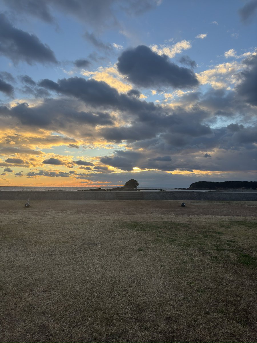miya_nob's tweet photo. 昨日の後半戦と今日の分
#SoloCamp
#AzuriCampSpace
#志摩市 https://t.co/Uk3fKBrjDs