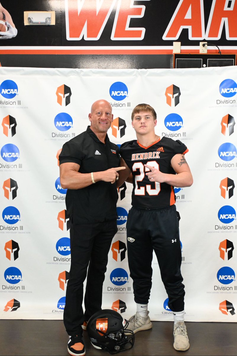 Lubbock Drake (@lubbockdrake23) on Twitter photo I had a great time at my Official visit at Hendrix College! <a href="/RussHeidiSLC/">Russ and Heidi Phillips🏈</a> <a href="/HendrixFootball/">#WeAreWarriors</a> I had a great time at my Official visit at Hendrix College! <a href="/RussHeidiSLC/">Russ and Heidi Phillips🏈</a> <a href="/HendrixFootball/">#WeAreWarriors</a>