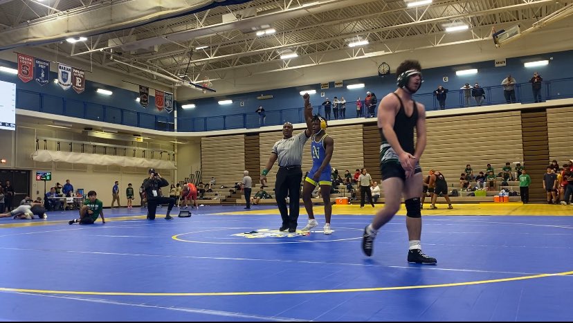 AndrewTaylor_28's tweet photo. First highschool tournament yesterday. I got 2nd, back to the drawing board. Let’s work🙌🏾💪🏾 https://t.co/EX8ymw5UTF