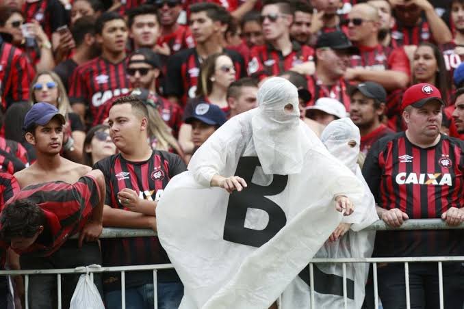 crazygreen1914's tweet photo. Engraçado que os dois clubes que Alexandre Mattos passou foram rebaixados,a política cheque em branco que ele faz com os dirigentes uma hora a conta chega e tem acéfalo palestrino pedindo ele de volta. #Palmeiras pagou um preço alto tb ñ teve grana para contratar só pagar contas. https://t.co/O9qv1fP5ZP