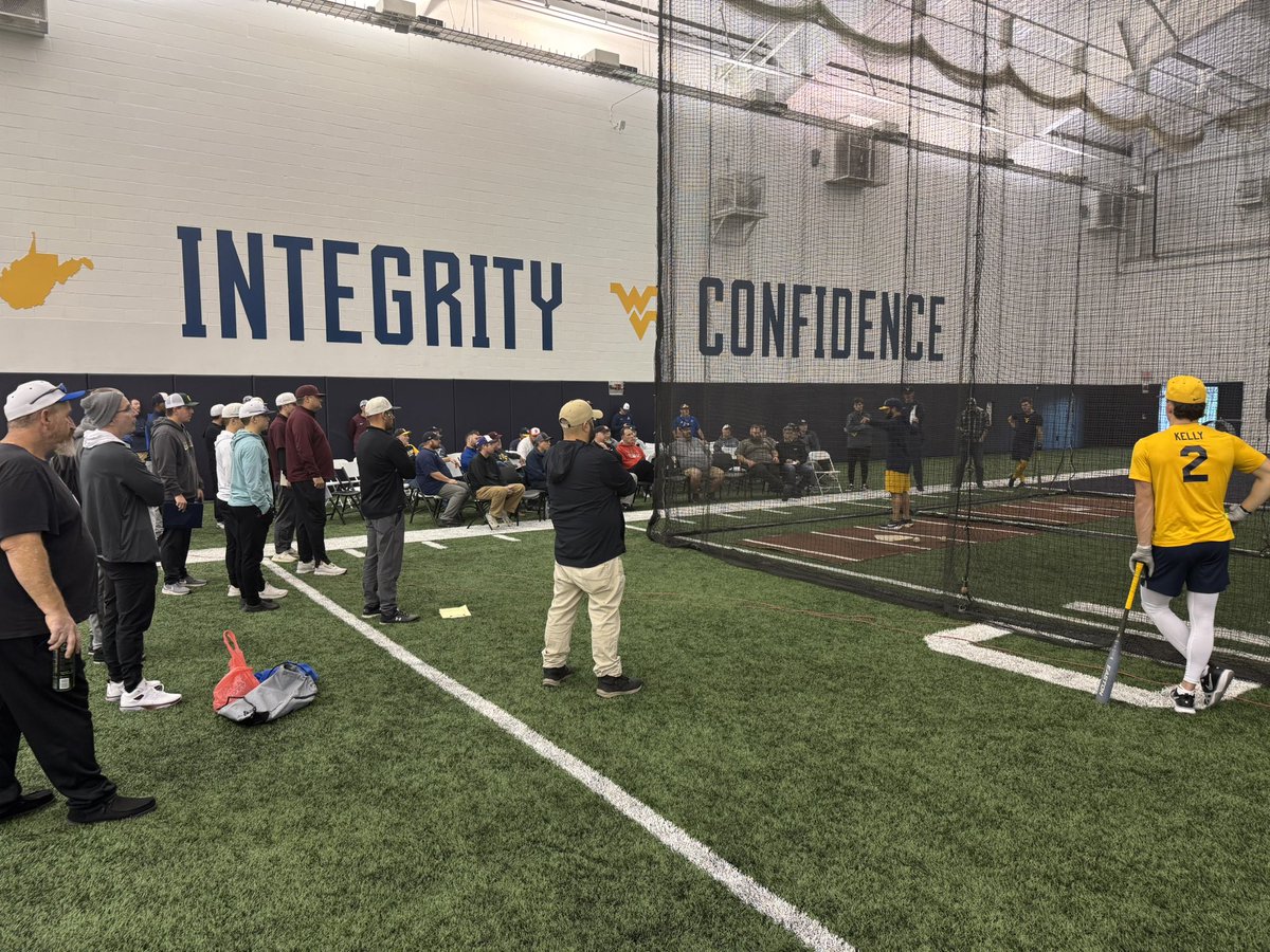 🇺🇸 ⛰️ Community Clinic 

Extremely thankful to all of the staff, speakers, and coaches who attended. Largest @USABDevelops Community Clinic ever held. 

#HailWV