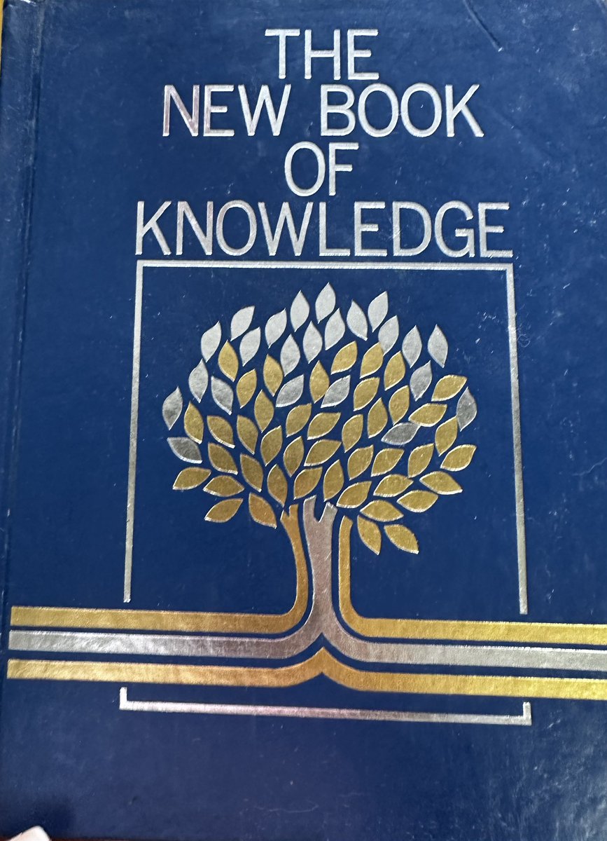 azastudiodesign's tweet photo. For sale The new book of knowledge , if interested send me a message ! https://t.co/lURAWahuro