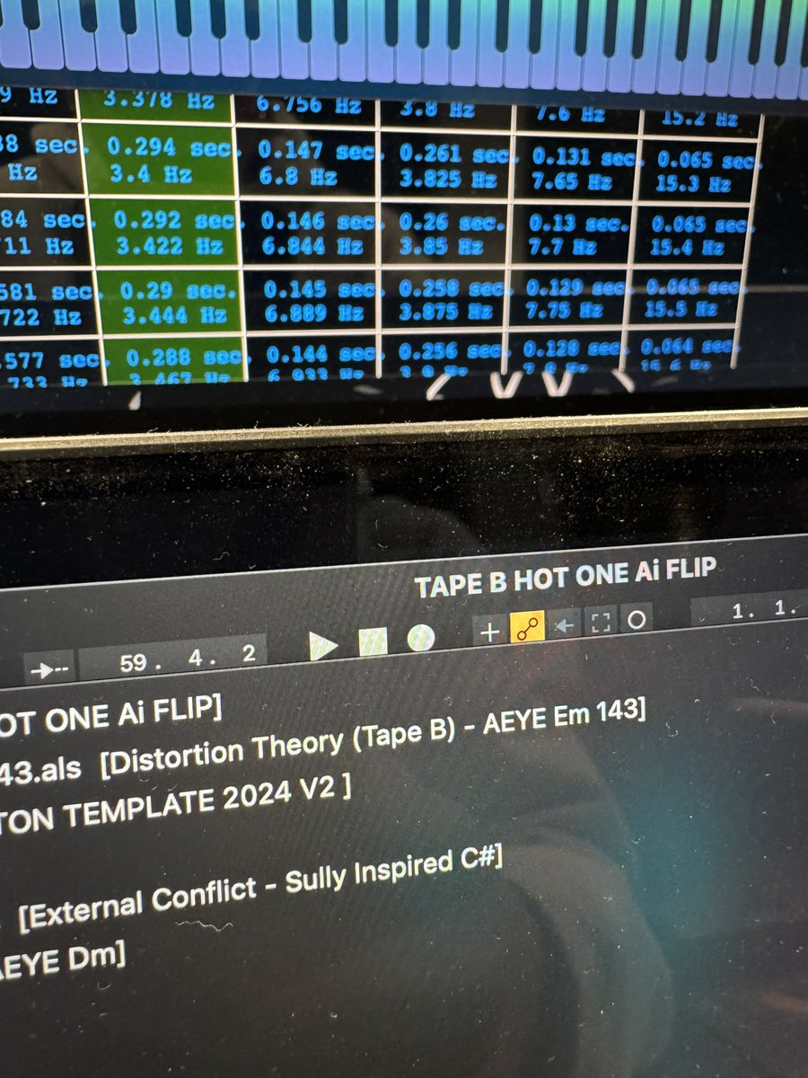 AEYEOfficial's tweet photo. Thank you for the inspiration @Tapebbeats with the  fire EP all the way through. Listening through on Friday is what gave me the kick🤝🏼🫡 https://t.co/xG21wQ6zLJ