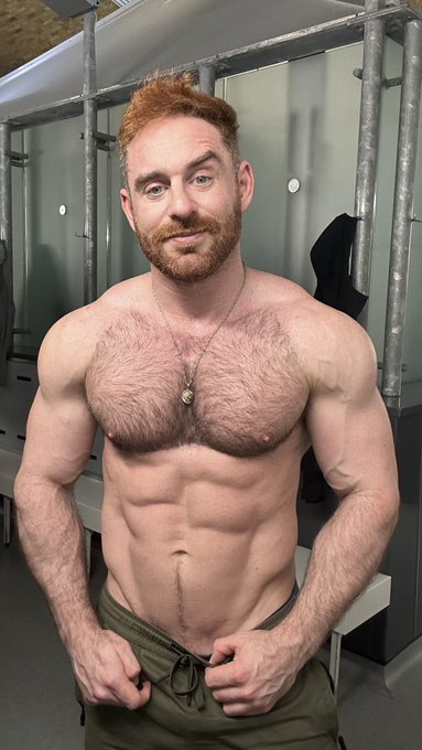 Watch Jonasjacksonxxx's leaked NSFW photo on TwXstars