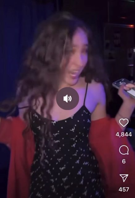 transleytanked's tweet photo. Nevertheless, many people believe Chappell is secretly dating boys, as suggested by certain photos—her wallpaper being her with a allegee secret boyfriend. Fans have also criticized Chappell for the lack of connection and chemistry she seems to have with the girl she's dating https://t.co/RPrDr1zi8i