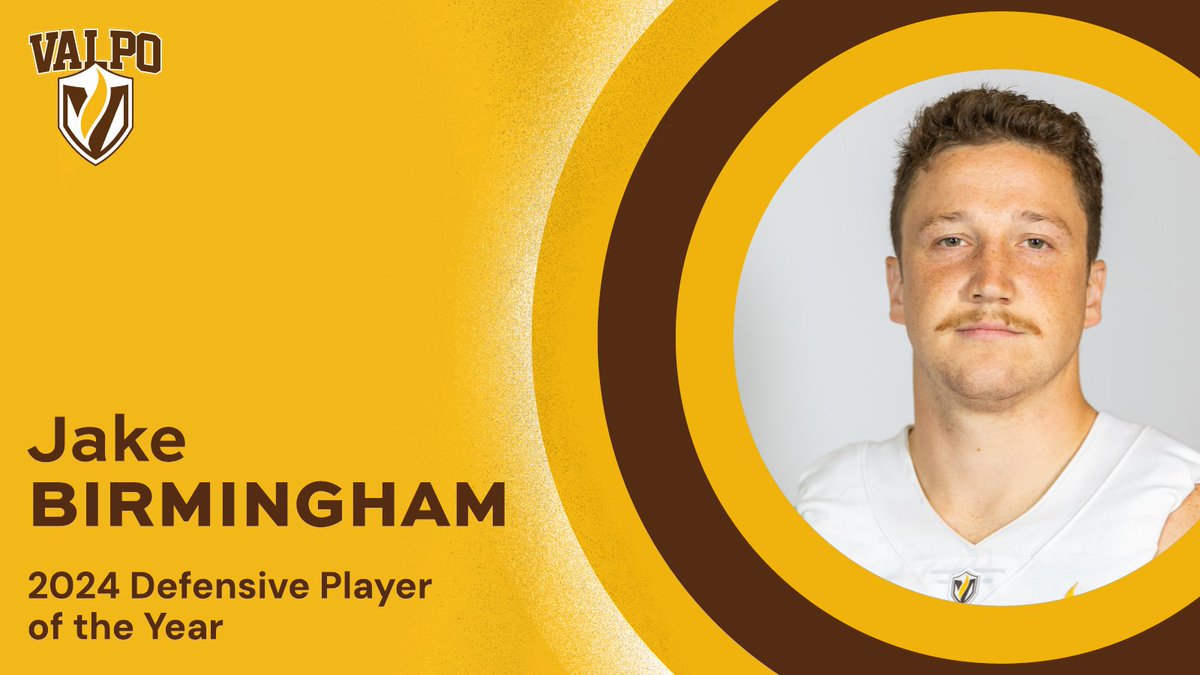 valpoufootball's tweet photo. 🌟 TEAM AWARDS 🌟 

🏈 @jake_birmingham, Defensive Player of the Year 
🏈 @MikeMansaray7, Offensive Player of the Year 
🏈 @Sam_Johnson_80, Special Teams Player OTY 
🏈 @nlendino24, Newcomer of the Year 

#GoValpo https://t.co/ENGffPDtod