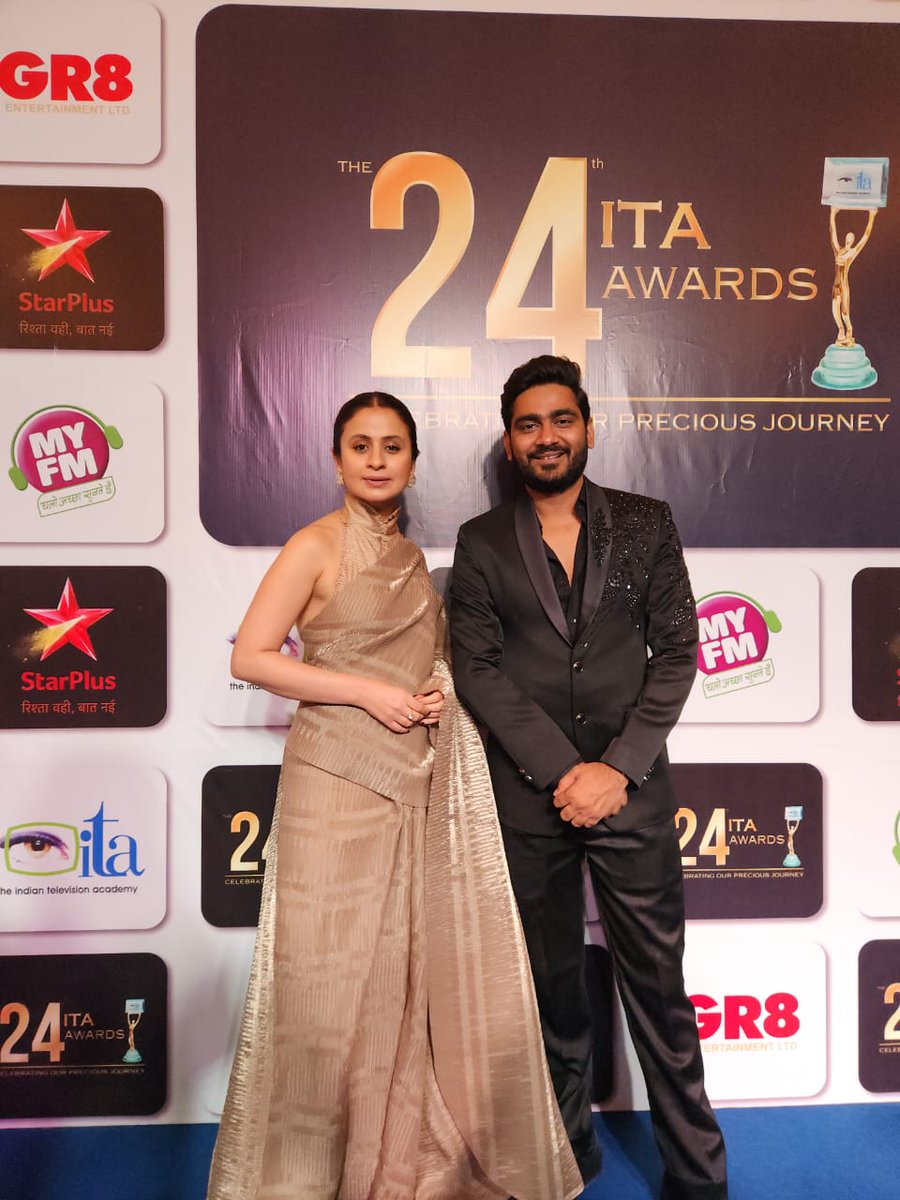 MYFMIndia's tweet photo. A star-studded evening! 
MY FM is proud to be the official radio partner of ITA Awards 2024
#ITA2024 #kkmenon #konkonasensharma #rajkumarrao #rasikadugal #bollywood #ott #stars https://t.co/DdVkglA2St