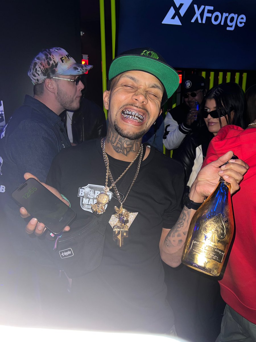 akhonest_'s tweet photo. How happy were you 
when BTC HIT 100k??? https://t.co/FywDqR3u8M