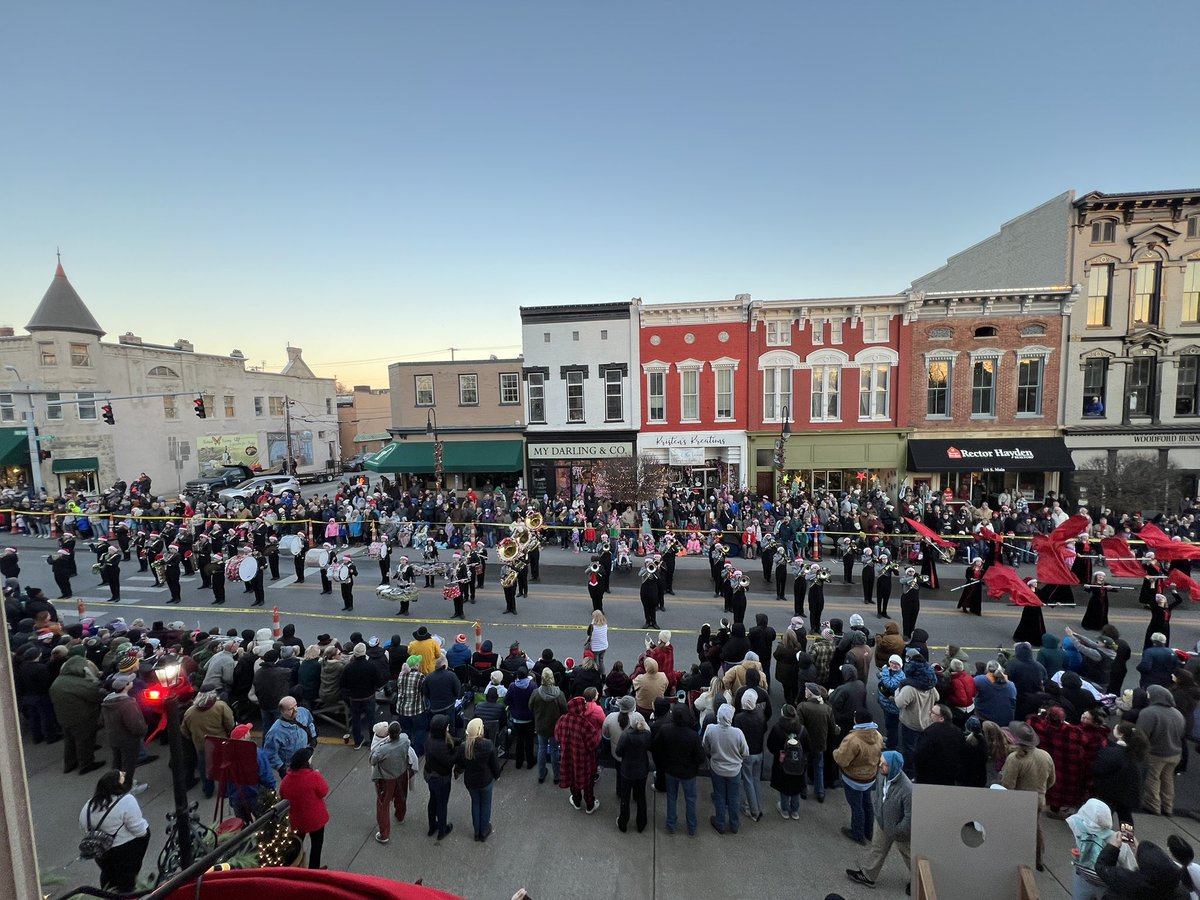 WoodfordKYBand's tweet photo. Good times at the Versailles Christmas Parade last night!  We loved playing for such a great crowd! https://t.co/LbxNle7UK1