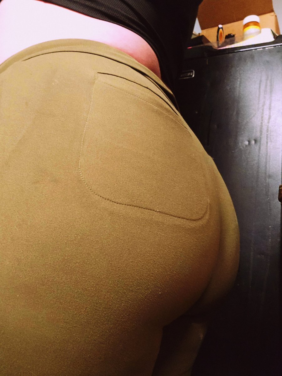 Goddess_BarbieB's tweet photo. College brat booty 🍑💵

findom • finsub • feet • soles • financialdomination • findombrat • humanatm • collegebrat • bnwo • snowbunny • domme • mistress • goddess . walletdrain • findomme • dominatrix https://t.co/0QvMpRN7ZI
