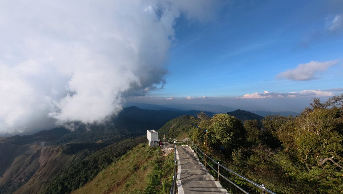 ท้องฟ้าตรงนั้นสวยมากๆเลย มาดูไหมหล้ะ
อยู่กทม คืนหนึ่ง เมื่อยสุดๆไปเลย
#เลสเบี้ยน  #เลสเบี้ยนหื่น  #เลสเบี้ยนเงี่ยน