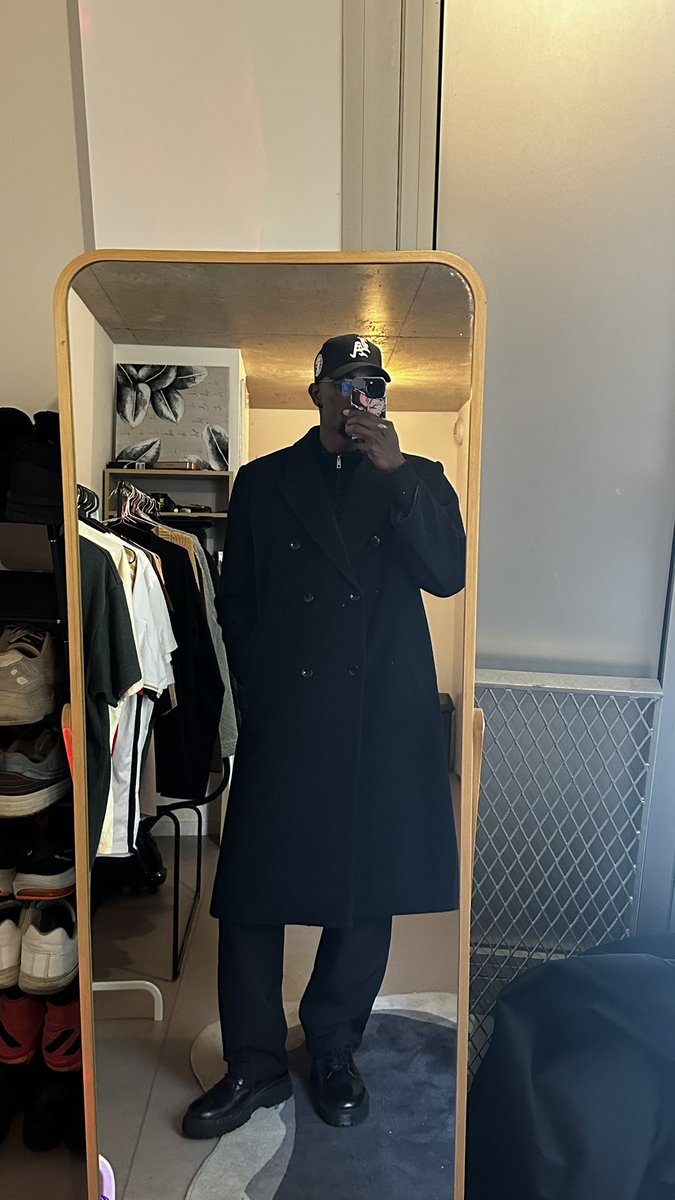 暗い精 tweet media