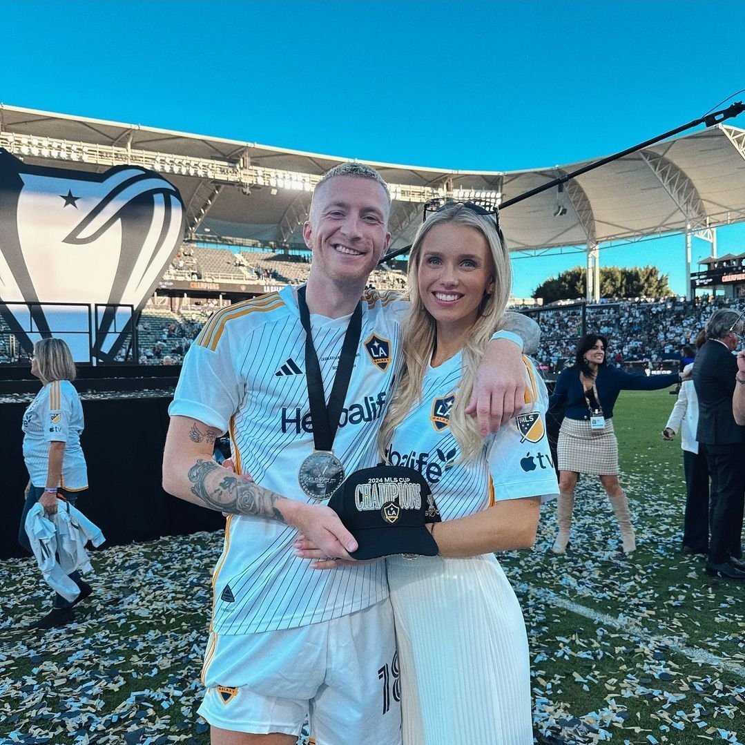 becca✨️💫 tweet media