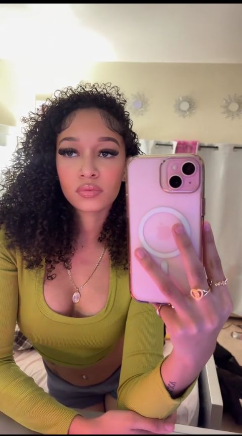 ayeitzaura's tweet image. I'm not yo ho