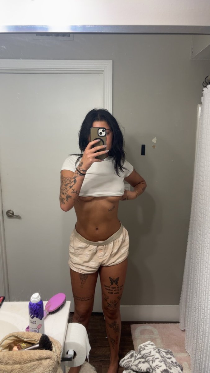 mayarose_00's tweet photo. check that link🫶🏽 https://t.co/R4acdW1Jwu