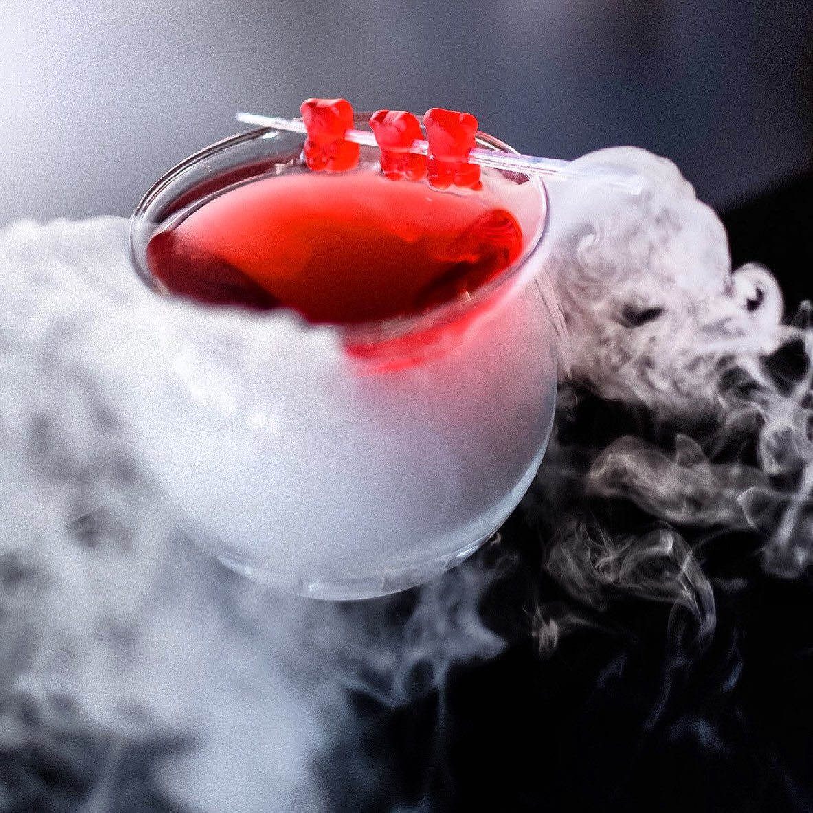CauseEffectBar's tweet photo. Smoking Martinis &amp; Signature Cocktails https://t.co/xhWsxb72IZ