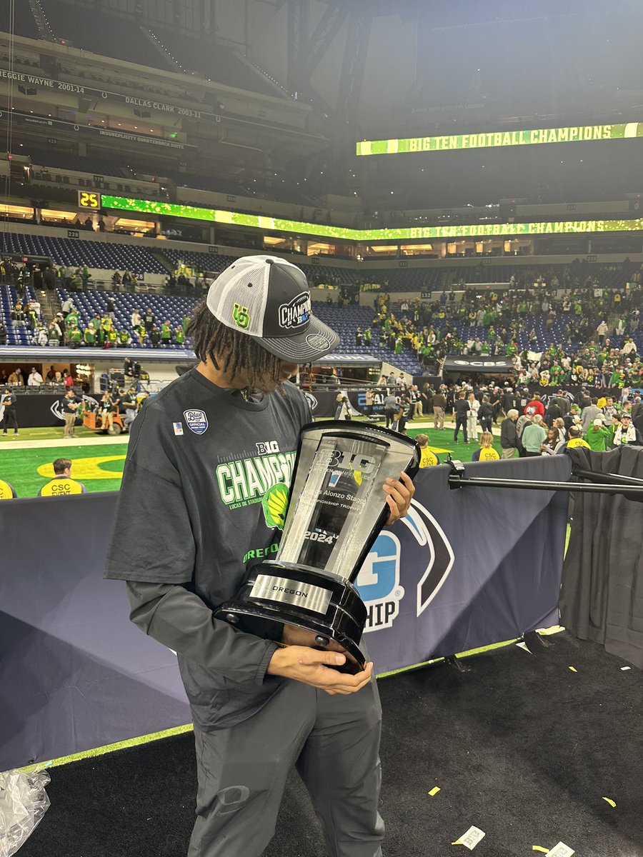 Xavier Barksdale tweet media