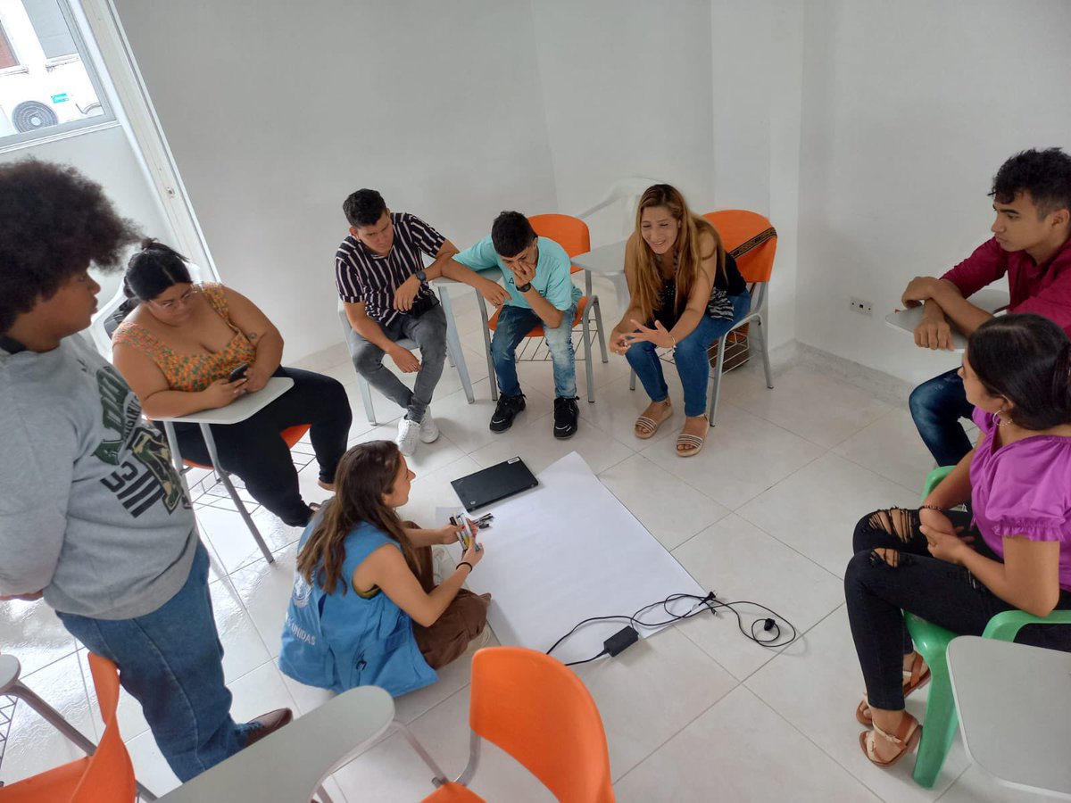 MisionONUCol's tweet image. Unos 30 líderes juveniles, entre firmantes de paz y miembros de la comunidad, dialogaron sobre el importante rol de la juventud en la construcción de paz desde el territorio. Durante el evento, se definieron acciones para la paz en el Oriente colombiano. #FirmesConElAcuerdo