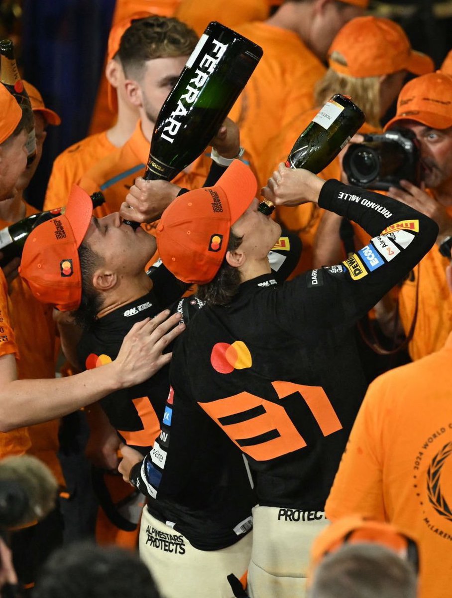 McLarenF1_News's tweet photo. how it started

vs 

how it is going https://t.co/XfaNhtmAfu