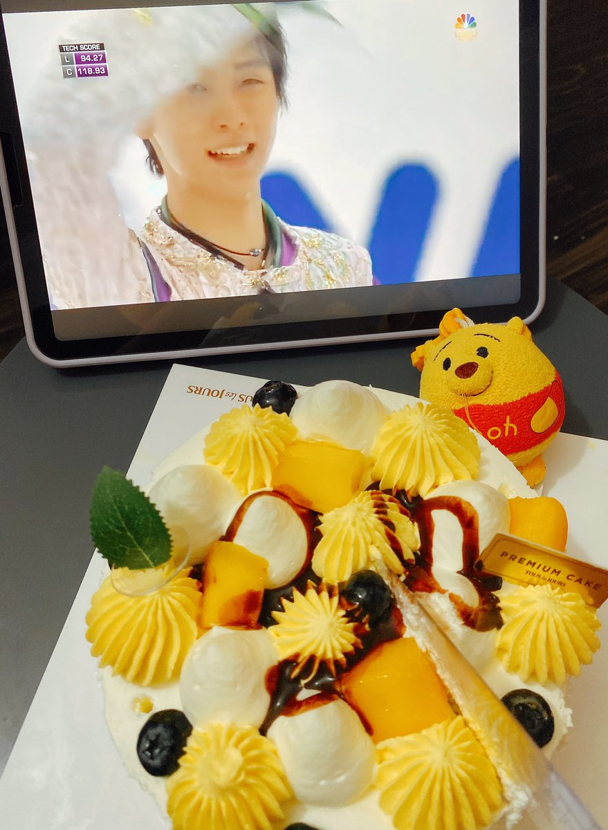 12bys12's tweet photo. 30歳の誕生日は羽生君と一緒に過ごした10回目の誕生日でした。これからもよろしくお願いしますね🥳🥳🥳　#羽生結弦誕生祭2024 #羽生結弦 #yuzuruhanyu https://t.co/xF5CHpgMLh