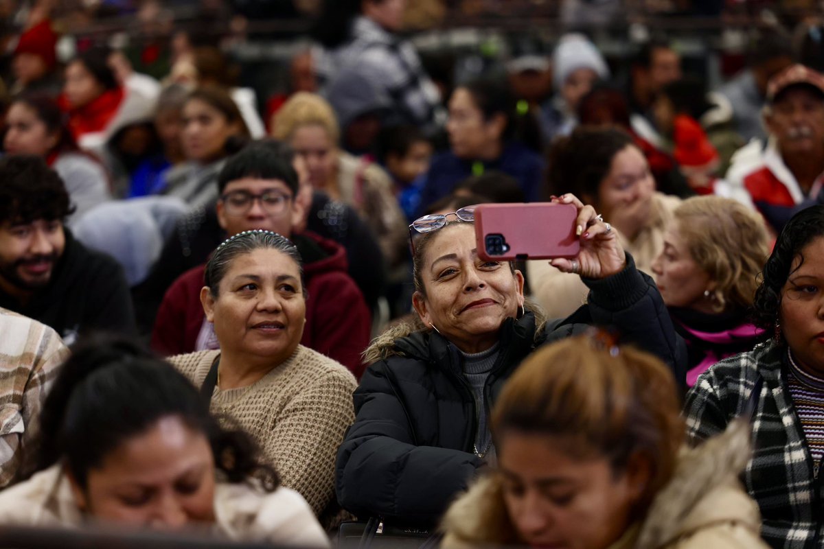 Dr_AVillarreal's tweet photo. Bienvenida, Presidenta @Claudiashein. Todas y todos los Neolaredenses listos para recibirla. 
¡Ahorita nos vemos! https://t.co/ur68BUq2ei