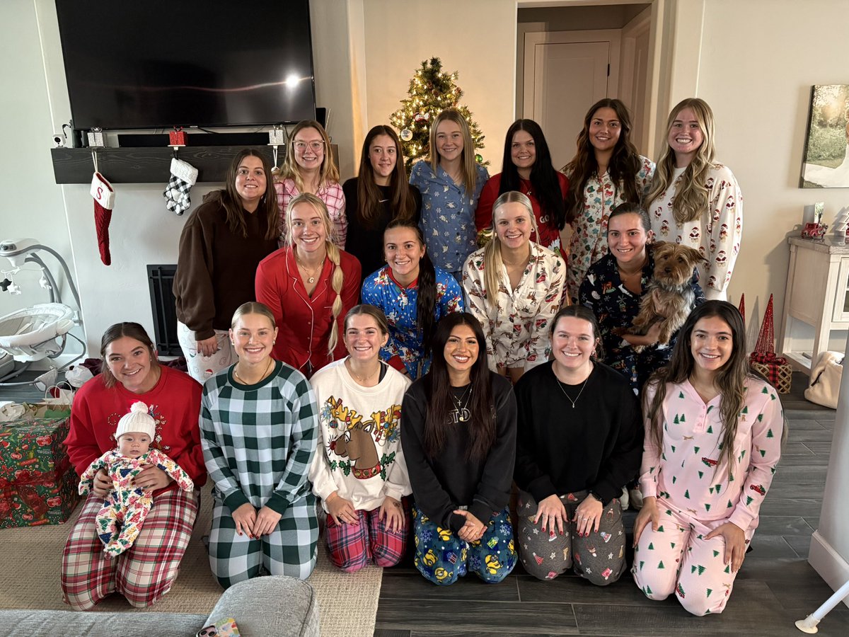 OC Softball tweet media