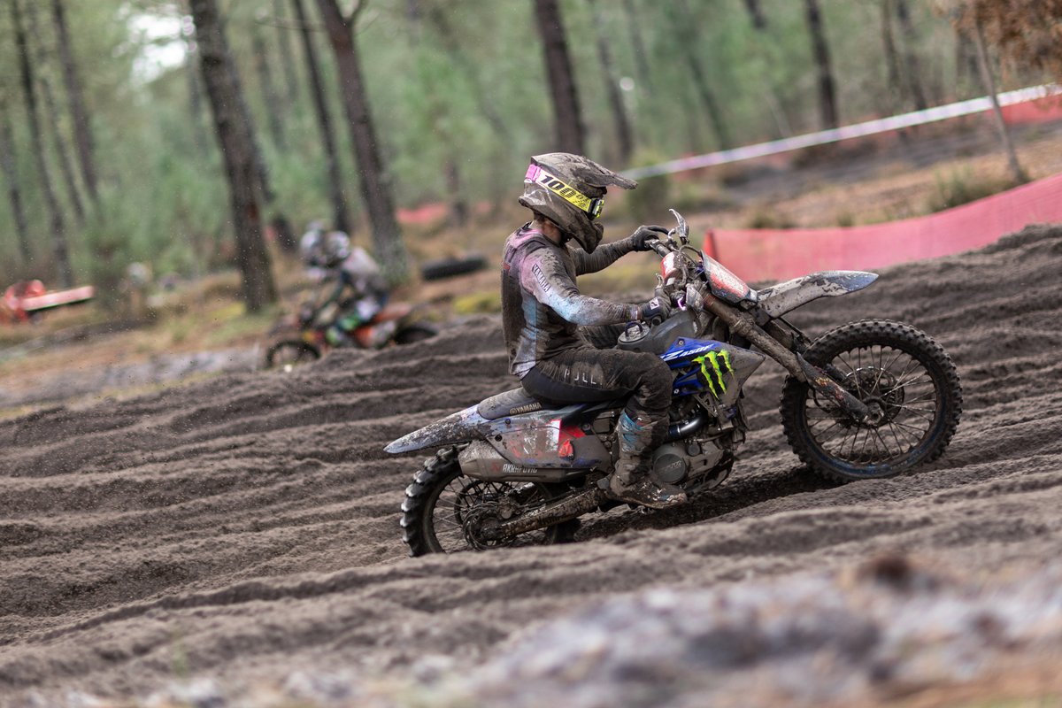 🎅Championnat de France des #Sables #3ASRacing 2024-25
Endurance des Lagunes – Saint-Léger-de-Balson-33 (4/6) : #ToddKellett 🇬🇧 intouchable !
➡️urls.fr/u96lMf
#ffmoto