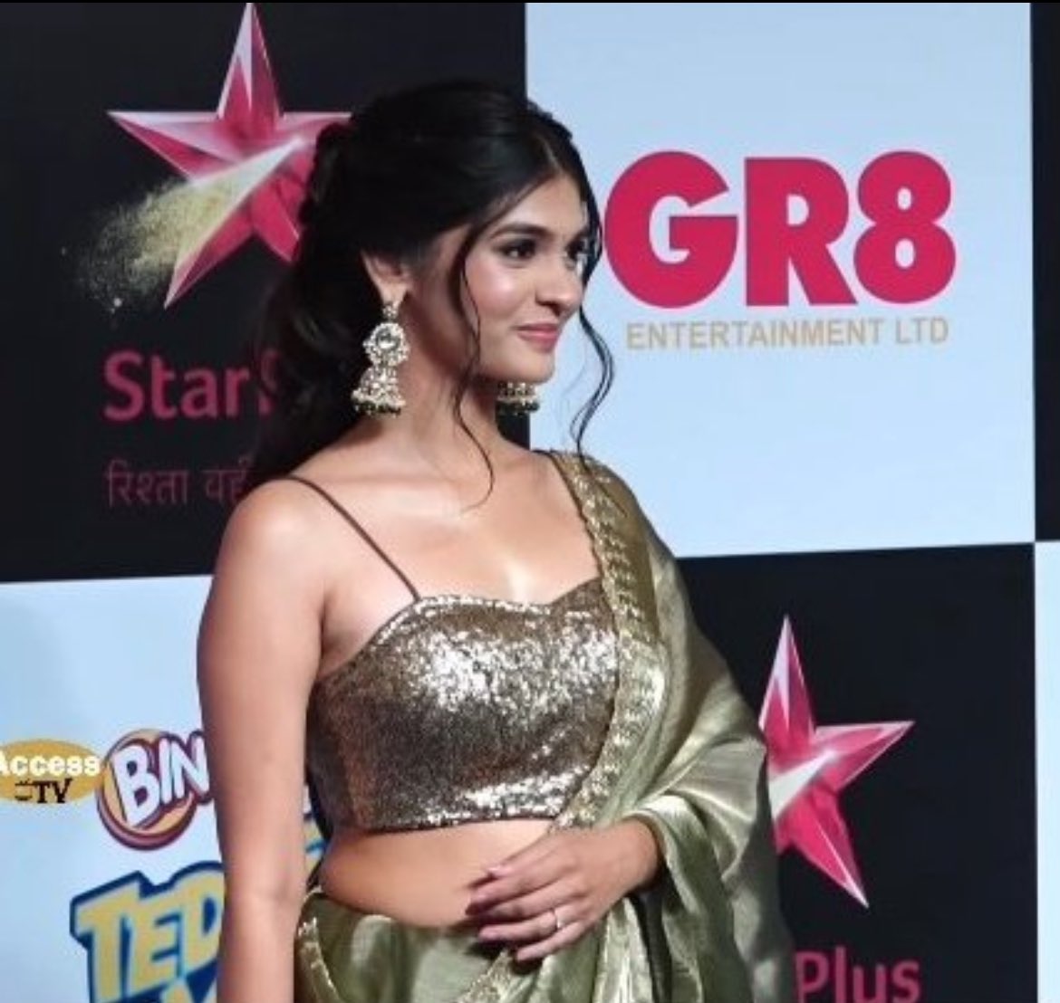 abhira9878's tweet image. DKP spent a year sidelining HC and PR , hyped the new gen, and ITA 2024 still said, ‘Nah, we’ll take the legends.’ New gen who? Even DKP’s mess couldn’t dim #Harshali’s shine. 😂👏 #TryHarder 

#HarshadChopda #Pranalirathod
#ITAAwards2024 

Ps- DKP they proved who they are 🔥