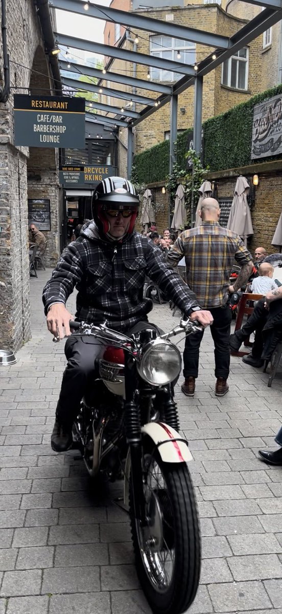 Cook79Pc's tweet photo. @TotalMotorcycle https://t.co/h3T3suM0w1