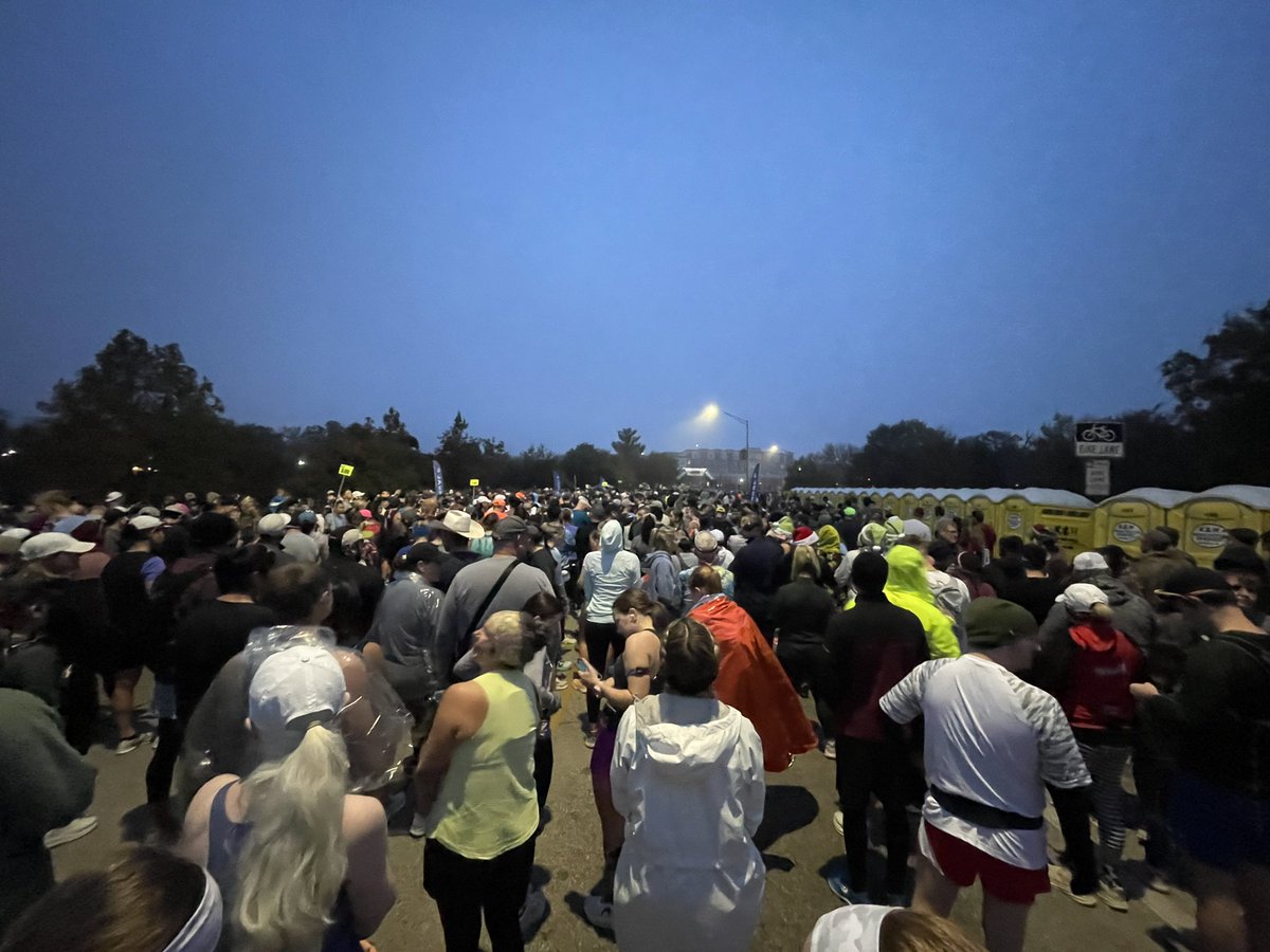 Mann4Edu's tweet photo. Went for a run with ~3500 friends today for the @BCSmarathon / half marathon
✅Great run
✅Great Course
✅Fantastic People
Thank you @amann4edu for always running with me 😀
#TeamMann
#HalfMarathon
#Marathon
#FitLeaders
#Runchat https://t.co/kDTbmXPAFw