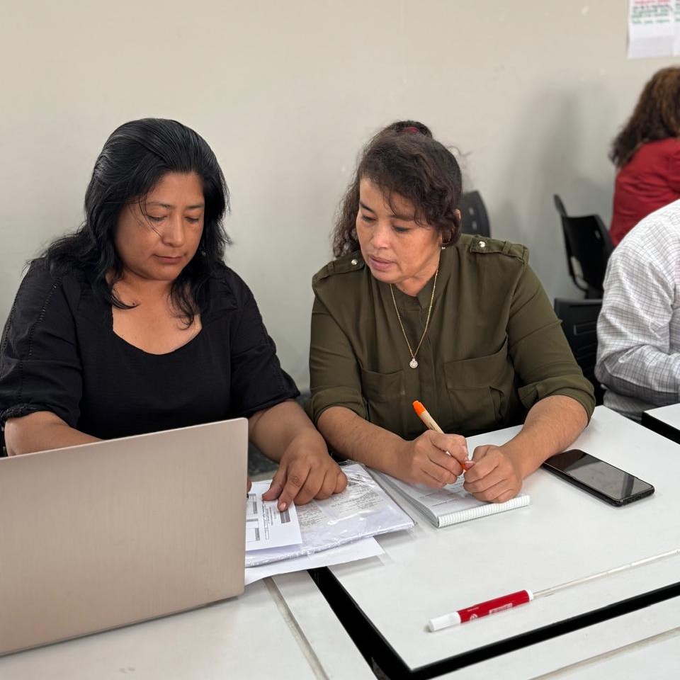 MineduPeru's tweet photo. 📚 El Minedu realizó el III taller para especialistas pedagógicos de primaria multigrado de 22 regiones, en el cual se analizó el programa de formación y se brindó orientaciones para este y el próximo año lectivo.
#Multigrado #EducaciónInterculturalBilingüe #EducaciónRural https://t.co/PuIyxjuK1A