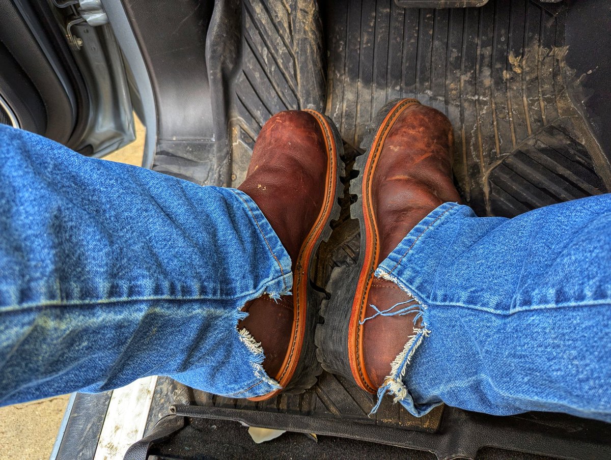 TOPbottomStud tweet media