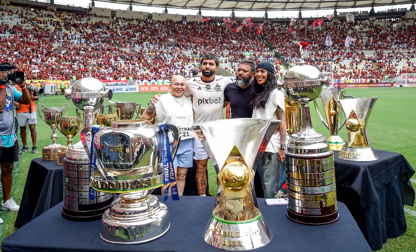 o pra sempre, sempre acaba...