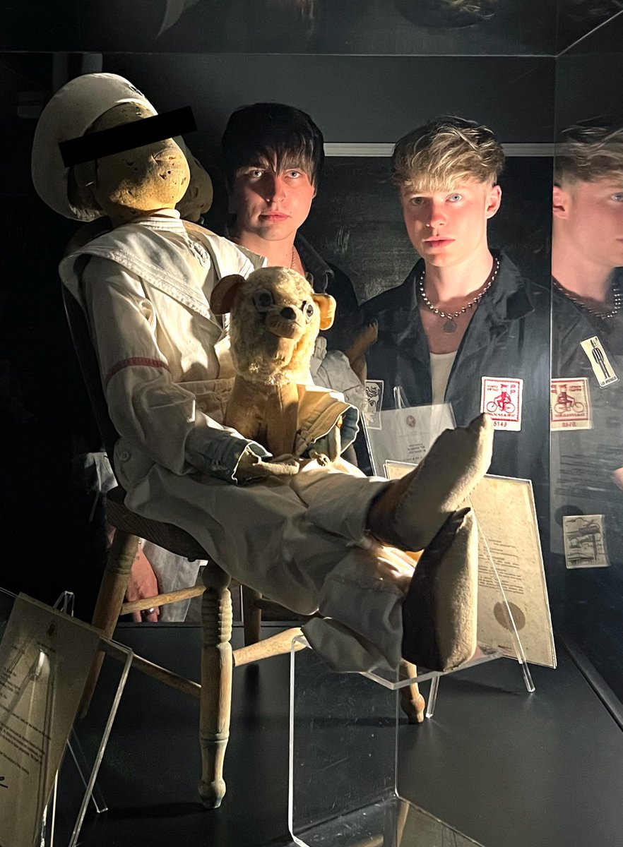 Sam and Colby tweet media