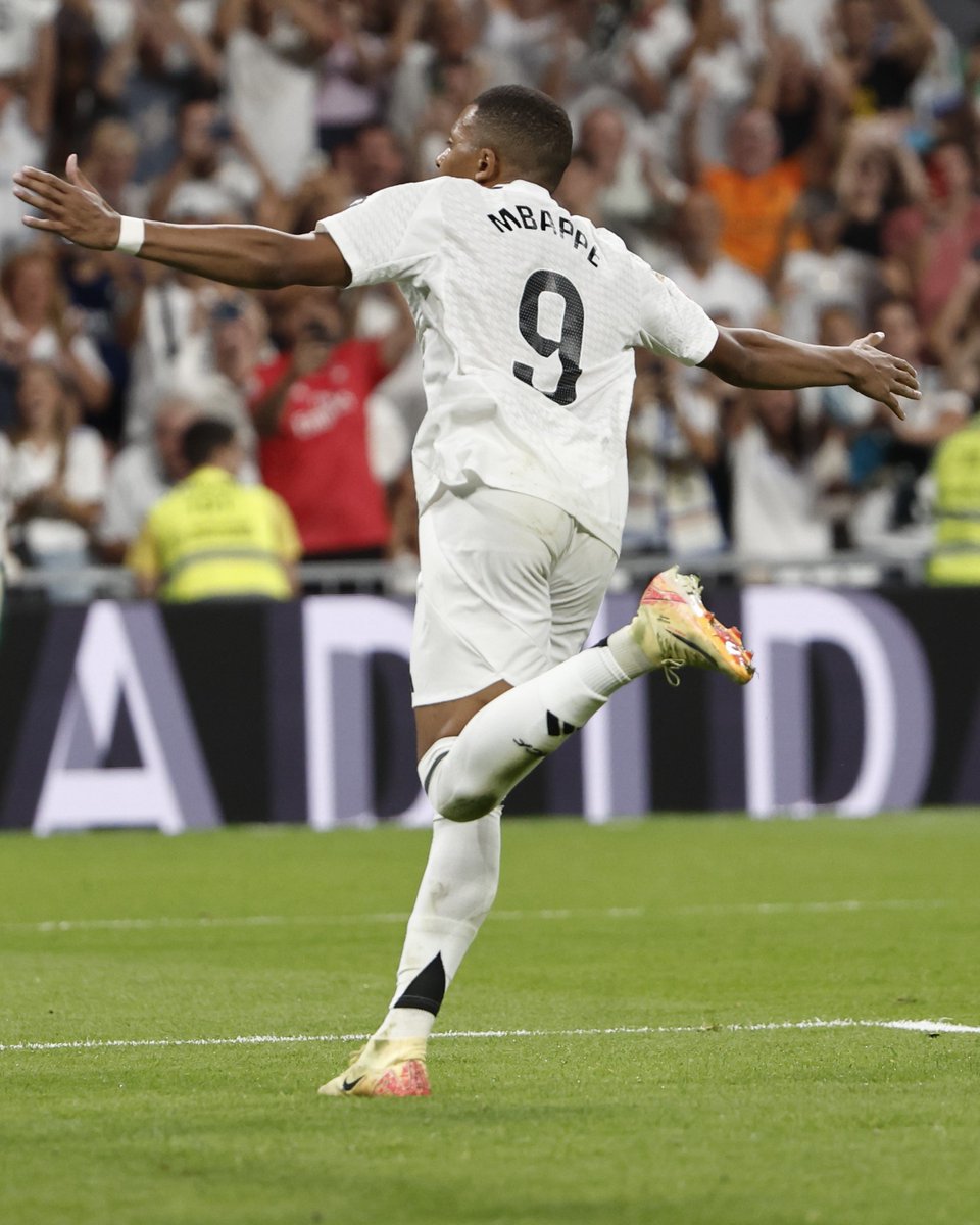 RMadridFrance_'s tweet photo. Kylian Mbappé : "Les paris sportifs sont destructeurs. Ils ont détruit des gens que je connais. C'est pour ça que j'ai refusé de faire de la pub pour les paris sportifs et que je tiens à mon droit à l'image." https://t.co/qwe1uHFfZi