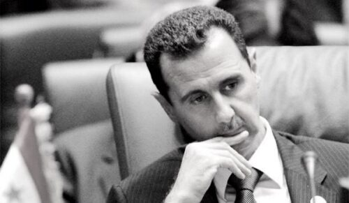 TopnewsSi's tweet photo. Strmoglavljeni sirski predsednik Bašar al Asad je v Moskvi
https://t.co/sYqDvaUICj https://t.co/HtutPCzxwv