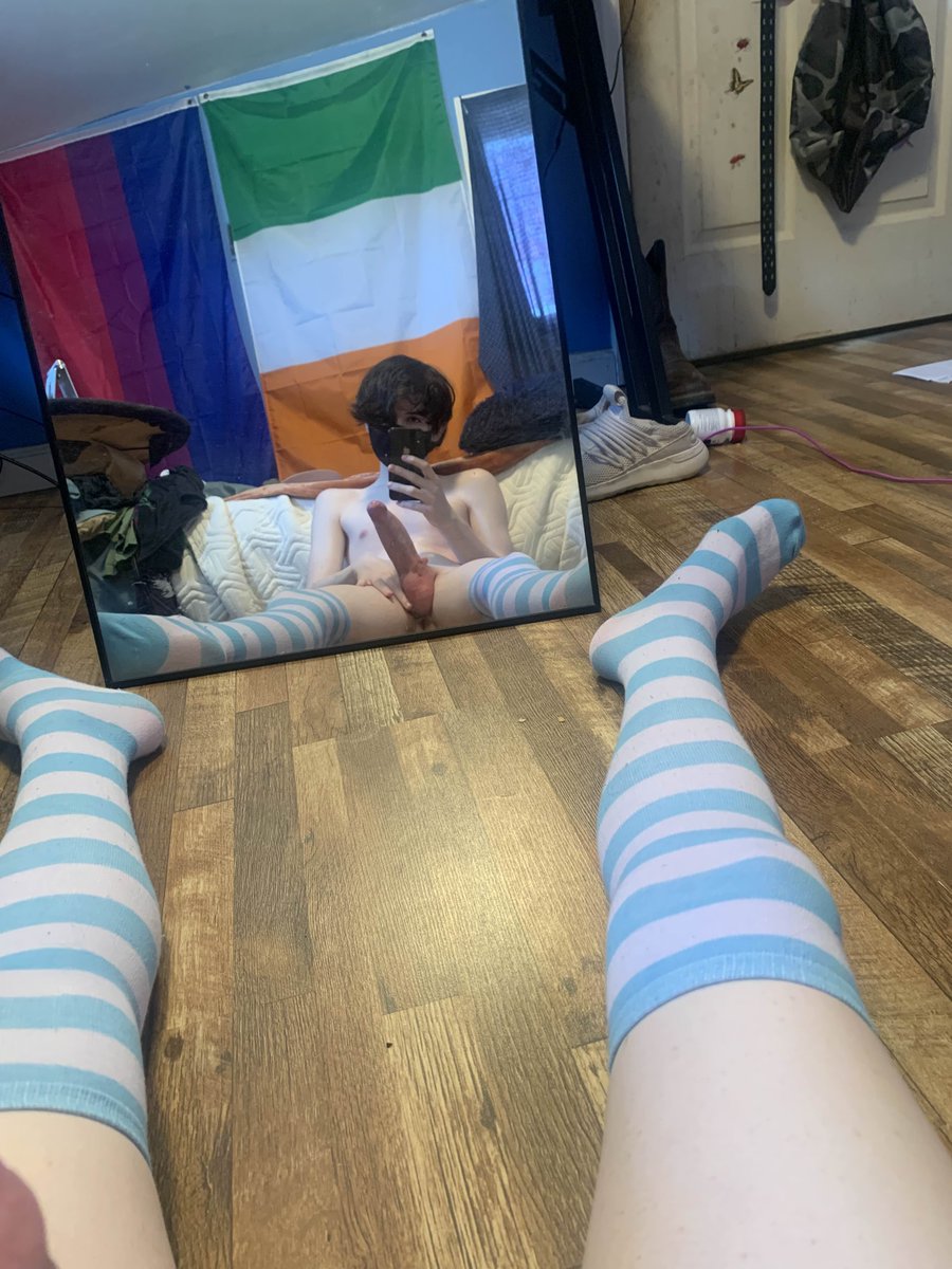 FemboyWes's tweet photo. Would it be gay to suck me off? https://t.co/lI6GFXHUb4