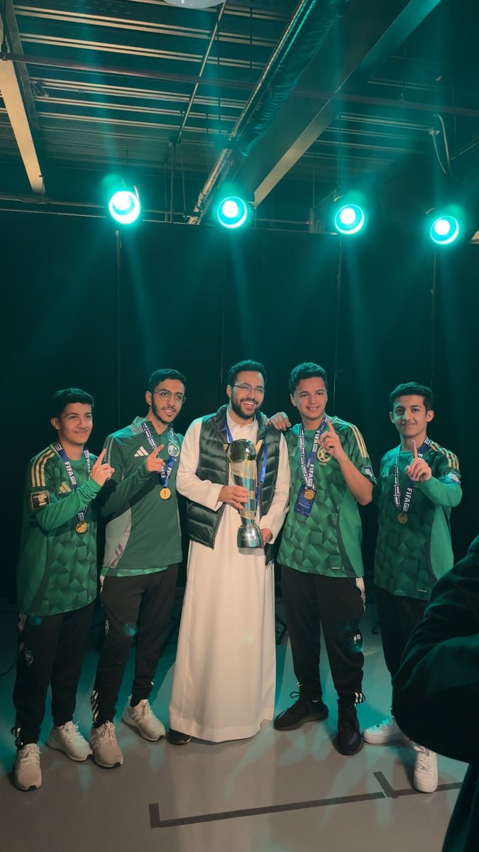 iWAJEHi's tweet photo. عالبركة من اعماق قلبي 
اداء مشرف من اساطيرنا واللهم لك الحمد قدرو انهم يفوزون بالبطولة بدوووووون اي خسارة من بداية الببطولة https://t.co/f5bVo4AxZk