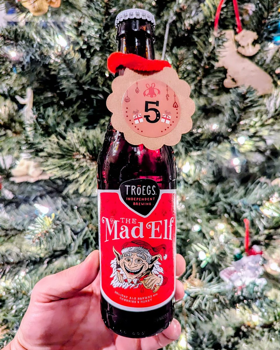 beer_tapped's tweet photo. On the 5th day of Christmas
The @wcbeervault gave to me...
#BeerTapped๐บ: Mad Elf
Beer Type: #belgianstrongdarkale #belgianstrongale
Brewery: @TroegsBeer
Brew Birth: #hersheypa
Serving Style: Can ๐ Willi Belcher glass
Profile: 11% ABV 15 IBUs
๐๐๐
https://t.co/q0meJiuV8G https://t.co/0oikZ6HVOu