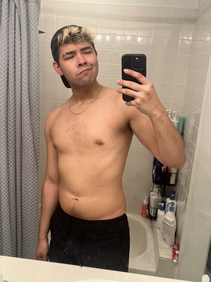 downterrible8's tweet photo. dirty bathroom mirror pics 
what else is new? https://t.co/yjkcG24Ga0