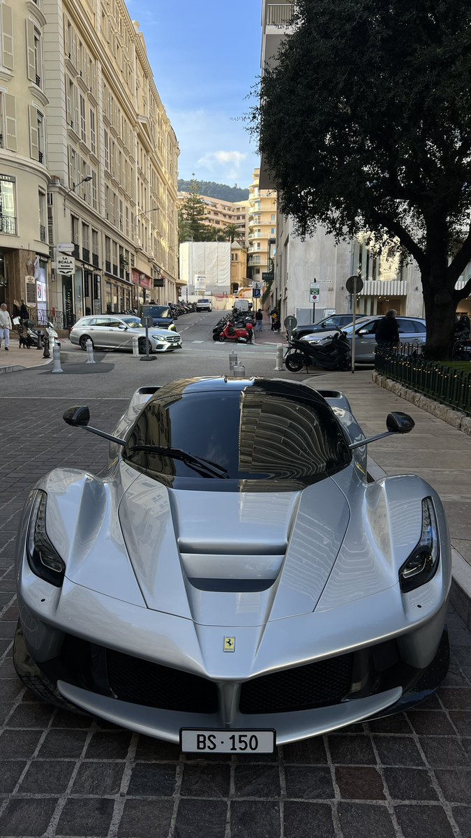 Lila (@lilaspeach) on Twitter photo 