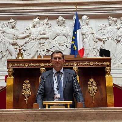 HugoCouturier's tweet photo. OFFICIEL !
Lionel Vuibert est élu député de la 1ère circonscription des Ardennes avec 50,89% des suffrages. Il dépasse Jordan Duflot (49,11%) de 372 voix (@candideblomme pour @RADIO8ARDENNES.
Il retrouve le palais Bourbon 6 mois après sa défaite contre le RN https://t.co/cEcxyzlTV4
