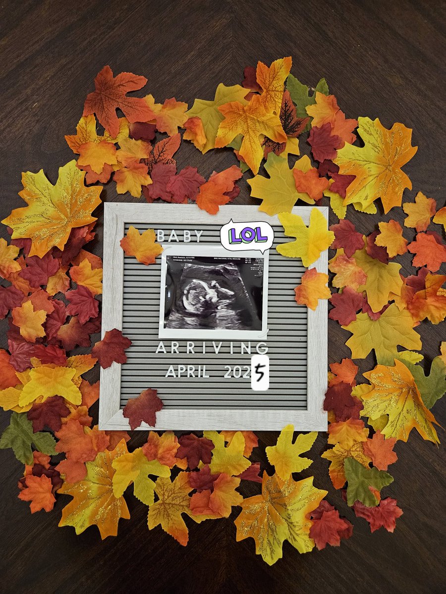 StaciRooWho's tweet photo. @ggelus_ Took me over a month to finally make a pregnancy announcement and I fucked up the year. Didn't even notice until a friend pointed it out the next day https://t.co/7iqk4Hx1Rr