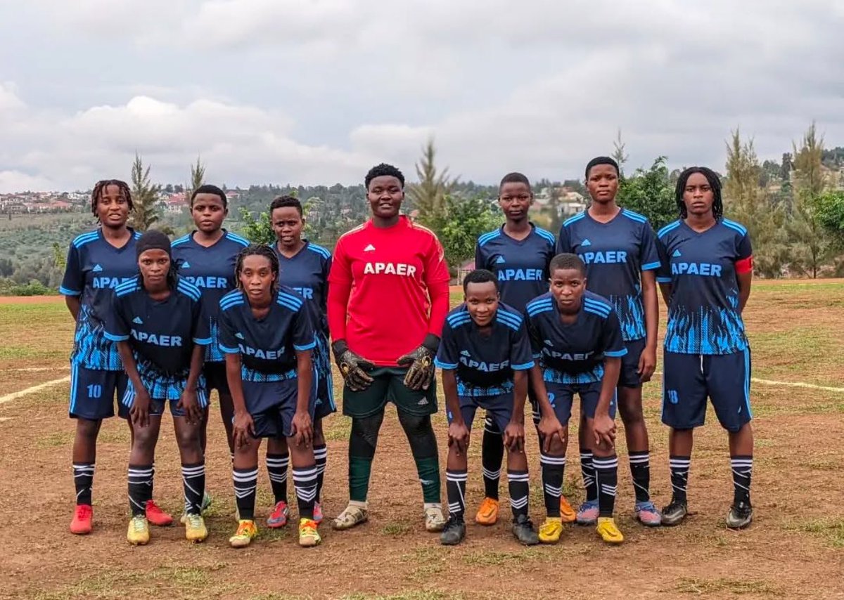 alphonsenkunda's tweet photo. #FWPL |MatchDay 10|Results
➖Saturday
-Indahangarwa 0-0 Inyemera
-Fatima 0-3 Kamonyi WFC
-Muhazi 0-0 ES Mutunda
-Rayon Sports 1-0 APR WFC
➖Sunday
-Police 0-3 Bugesera
-Forever 0-1 AS Kigali
Police WFC yatewe mpaga kubera kubura abapolisi abacunga umutekano ku kibuga https://t.co/C8Q3EujEKP