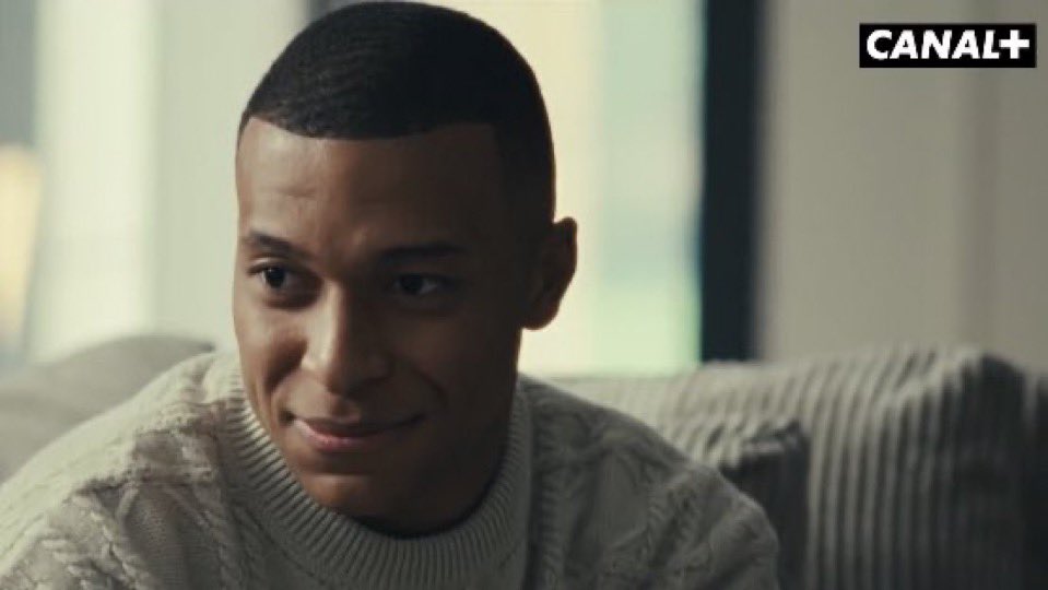 mbafraaude's tweet photo. Kylian Mbappe:

“Mi sueño es ganar la Champions con el Madrid”
“Odio ver que otros ganen”
“Hemos empezado mal pero prometo mejorar”
“El Barça va bien pero los títulos se deciden en Mayo”
“Unas tetas pequeñas naturales siempre serán más bonitas que unas tetas grandes de silicona” https://t.co/EzuM6nDRtH