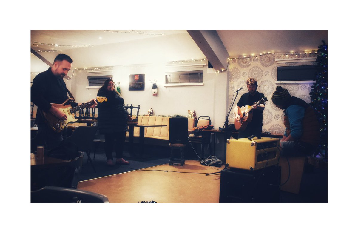 Ymarferion 05/12/24 

Gig Neuadd Ogwen, Bethesda- 27/12/24